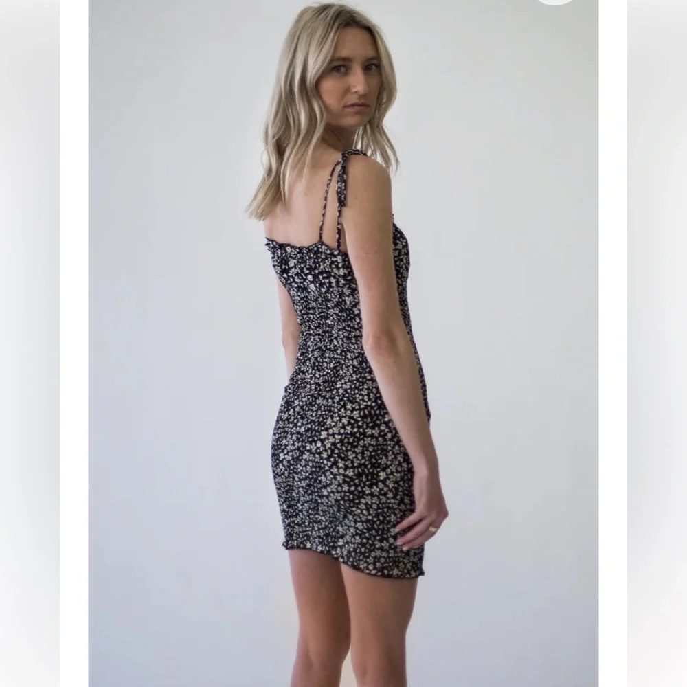 O.Vianca Ditsy Floral Strappy Mini Dress Size Medium NEW - Picture 3 of 16
